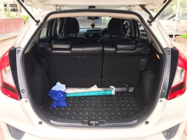 2015 HONDA JAZZ SV i-VTEC Hatchback AT (ออกรถปลายปี 11/2015) รูปที่ 7